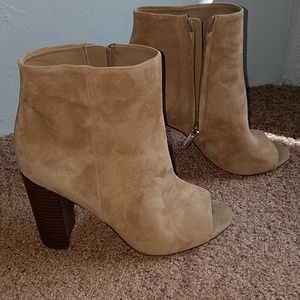 Cute Peep-toe booties